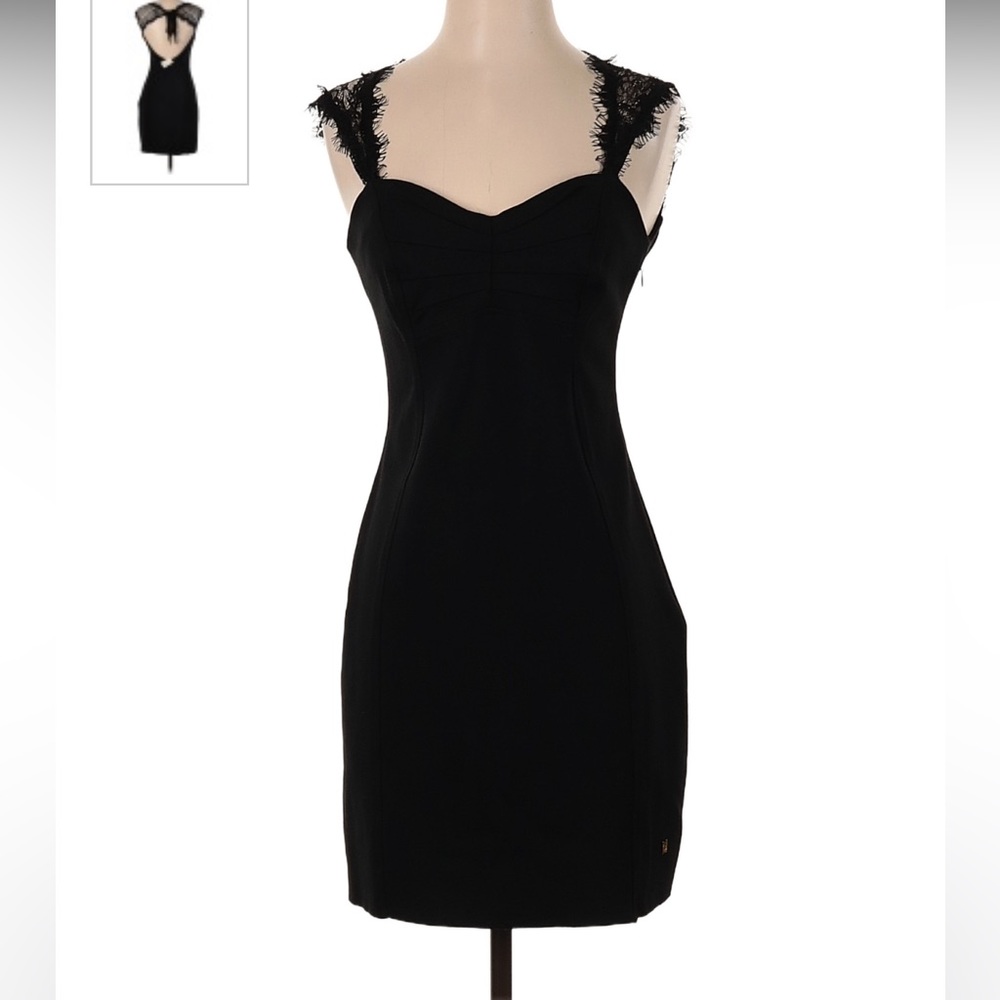 Tt collection dress w lace cap sleeves size 2 like new